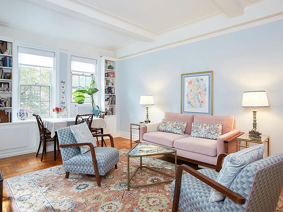 2nd image of 139 W 82nd St APT 4D