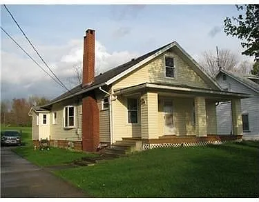 392 Mercer Rd photo 1