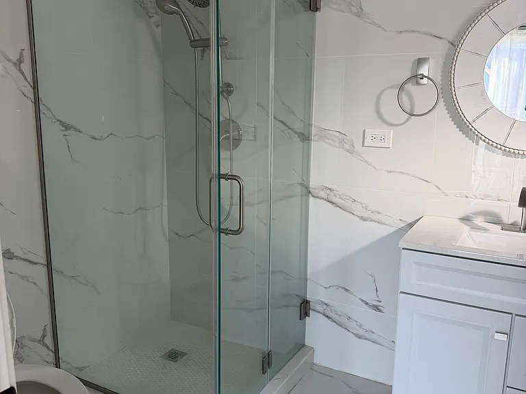 2640 N Lawndale Ave #2 — Photo 7