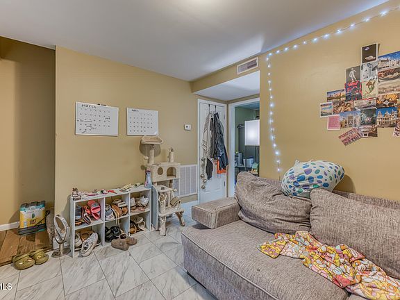 4th image of 23254 Clayman Valley Rd