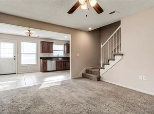 813 E 167th Ct, Gardner, KS 66030