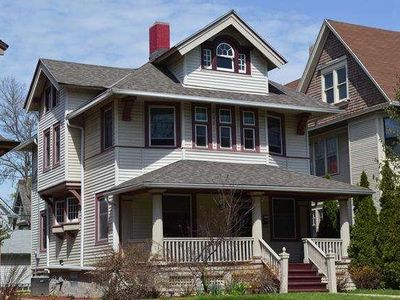 2947 N Farwell Ave, Milwaukee, WI, 53211
