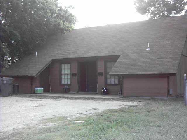 2nd image of 630 NW Northwest K Duplex