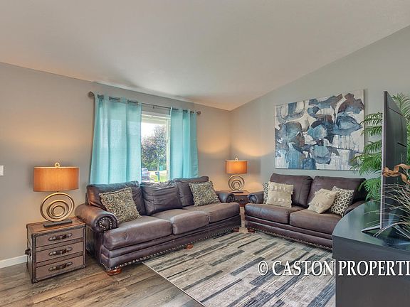 5th image of 2595 Walker Woods Ct NW