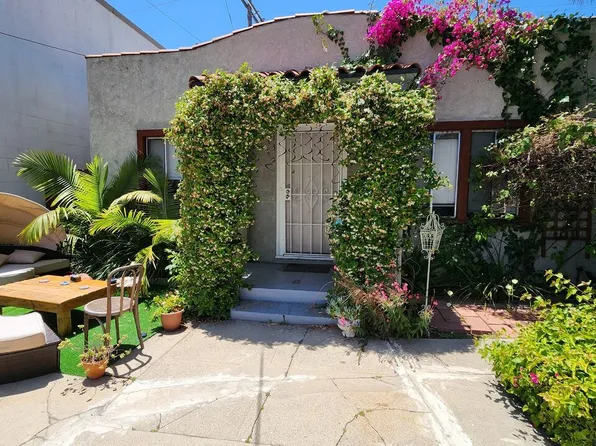 1143 N Sycamore Ave, Los Angeles, CA 90038