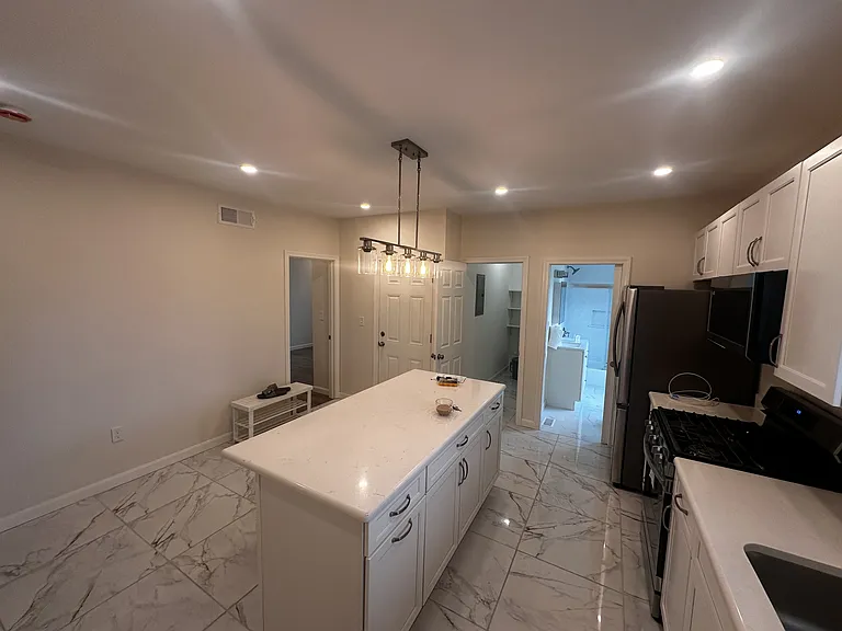 449 Cedar Grove St — Photo 3