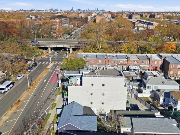 4051 Nostrand Avenue image 8 of 37