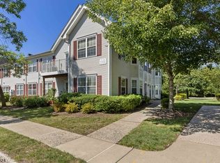 72 Williamson Ct, Bridgewater, NJ 08807