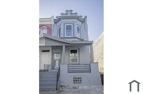 3230 Fontain St Photo 1