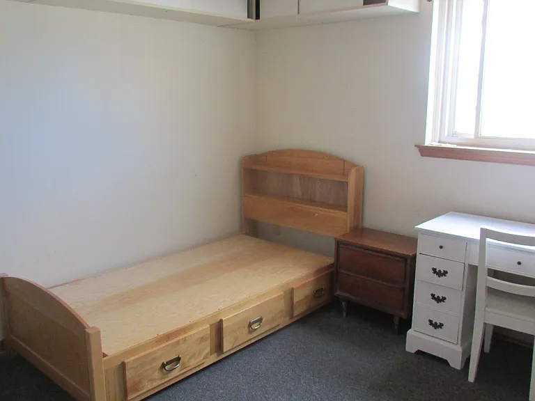 24A Roncesvalles Ave #3 — Photo 13