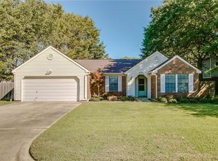 950 S Riverside Dr, Grapevine, TX 76051