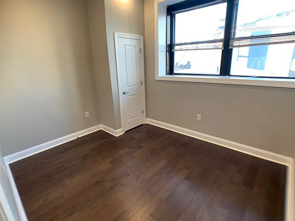 2nd image of 2866 Kennedy Blvd Unit 1B