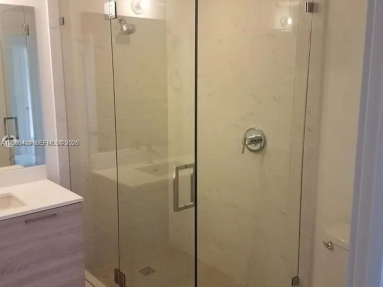 16385 Biscayne Blvd #621 — Photo 11