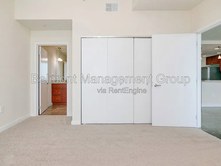 525 E Jackson St #704 — Photo 18