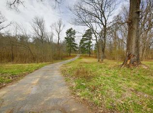 6960 Locke Rd, Millington, TN 38053