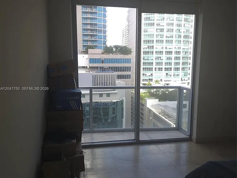 1060 Brickell Ave #1701 — Photo 2
