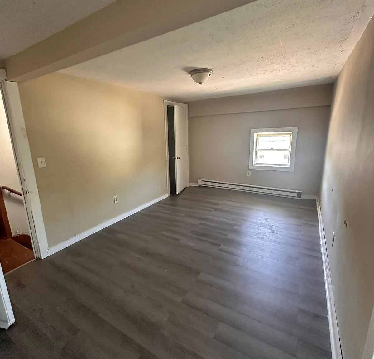 2 bed, 750 sqft, $1,400 — Photo 1