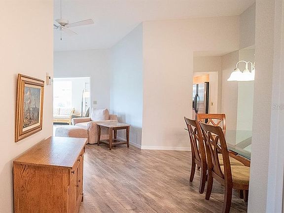 5th image of 415 Aspen St #160