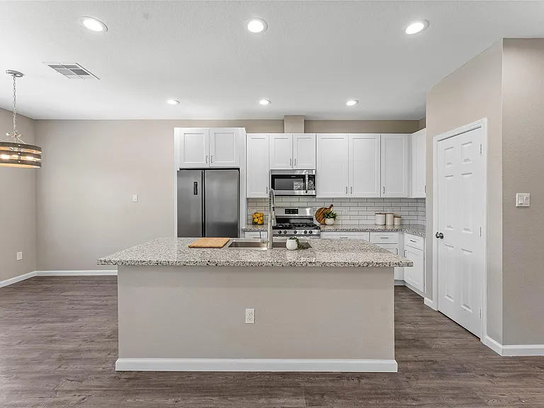 5214 Jezebel St #B — Photo 13