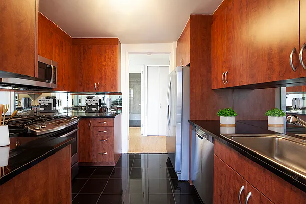 Rented by Voro NYC | media 5