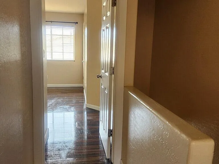 1731 E Cambridge Ave — Photo 9