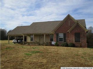 108 Emily Lynn Rd, Senatobia, MS 38668
