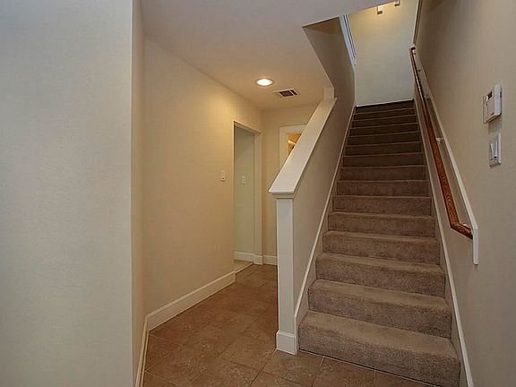 4th image of 650 Westcross St Unit 45