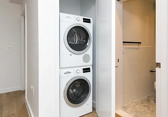 Rented by REAL New York | media 16