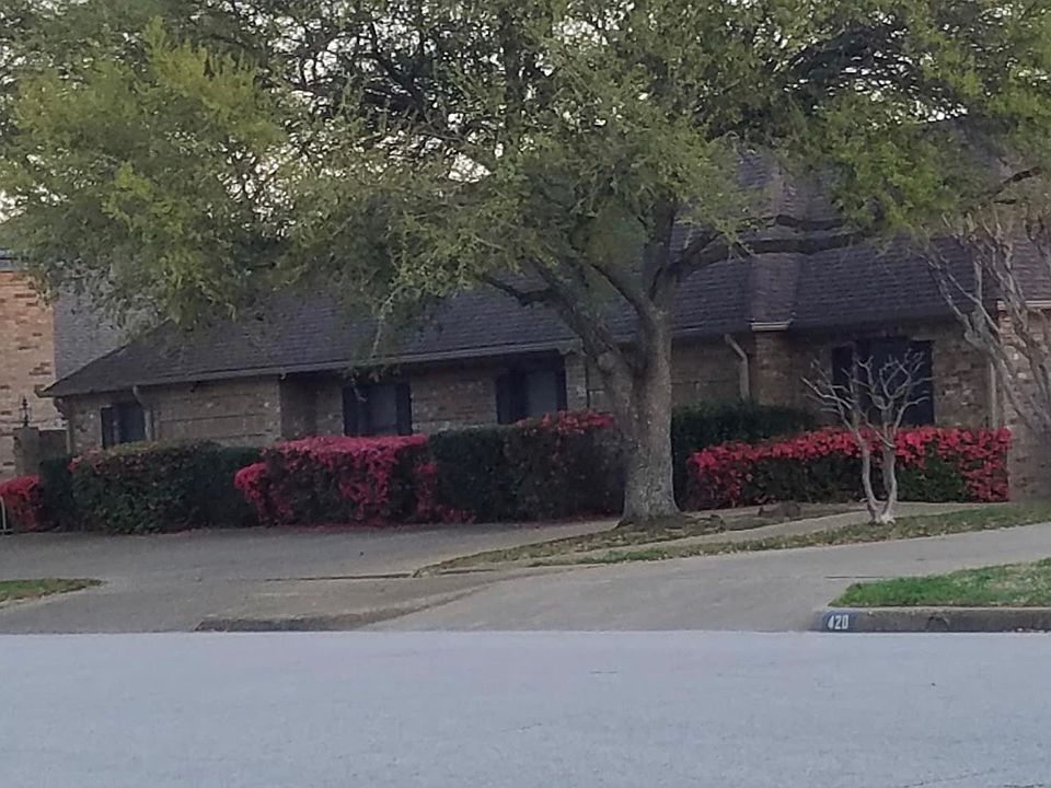 1st image of 418 Woodland Hills Dr #1