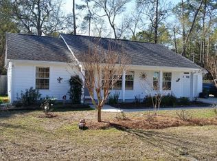 31 Pirates Cove Ln, Saint Marks, FL 32355