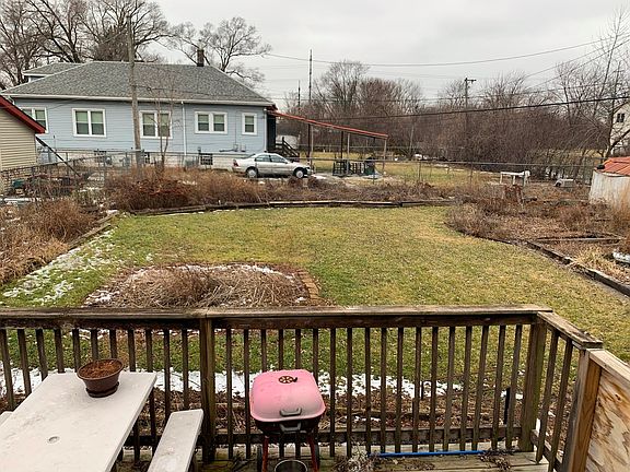 3rd image of 15642 Lincoln Ave