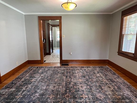 3rd image of 1112 Bower St