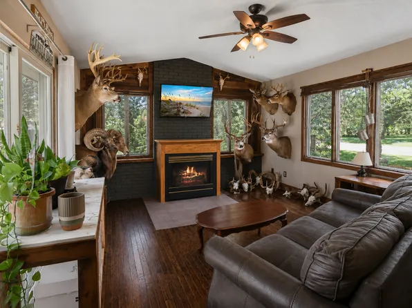 421 N Birch St, Royalton, MN 56373