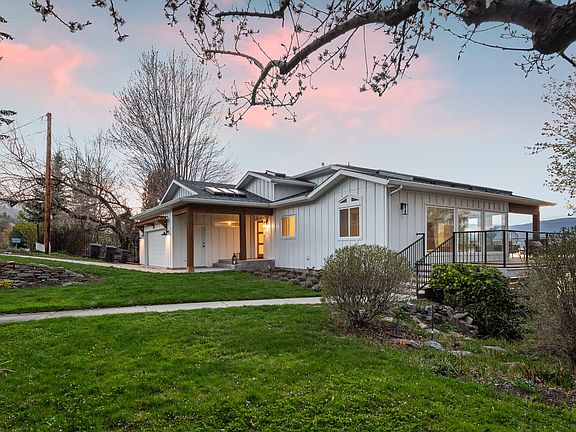 4th image of 5538 Lakeshore Rd