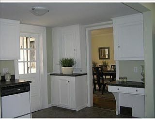 5th image of 204 N Manlius Stree