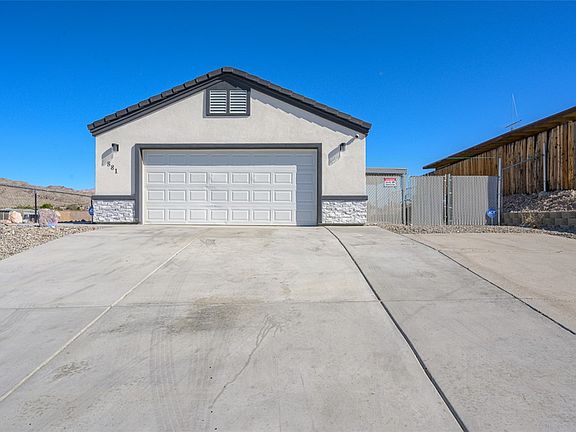 3rd image of 881 Palo Verde Drive
