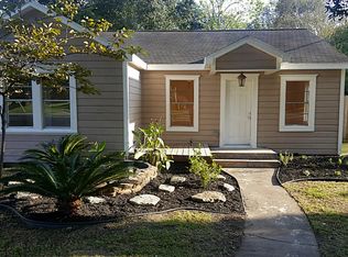 819 W Willis St, Alvin, TX 77511