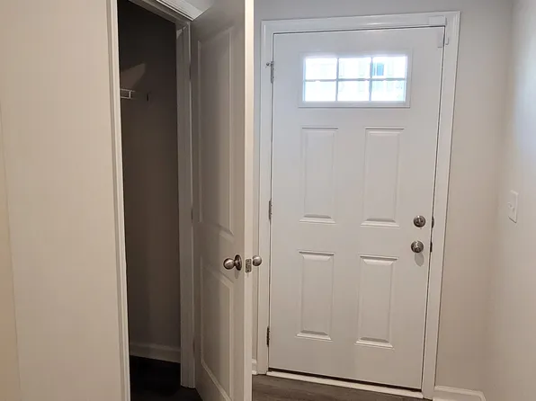 2114 Langer St, Charlotte, NC 28214