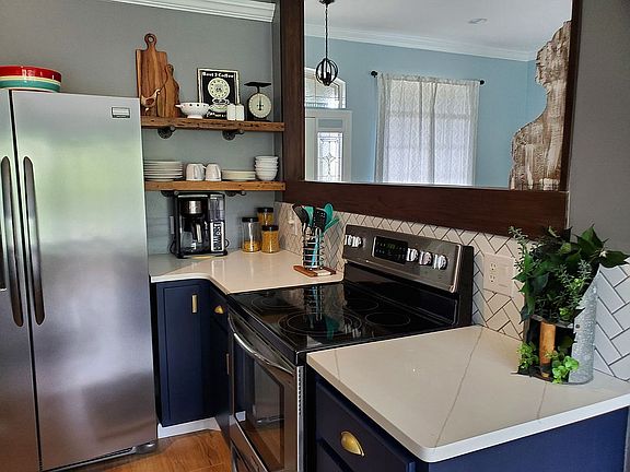 5th image of 4630 Delwood Park Blvd