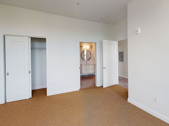 3rd image of 28 Mechanic St Unit 205