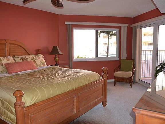 5th image of 18400 Gulf Blvd APT 1113