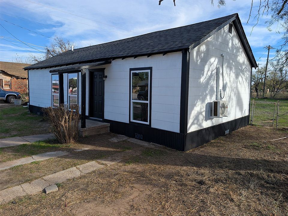 1st image of 539 W Lake Dr