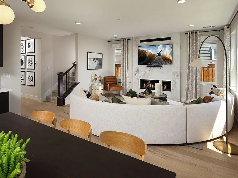 244 Bungalow Ct — Photo 13