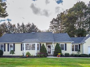 4 Hidden Rd, Andover, MA 01810