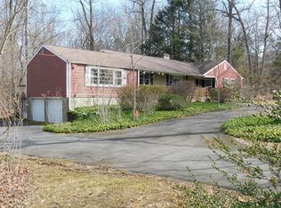515 Hundred Acre Rd, Orange, CT 06477