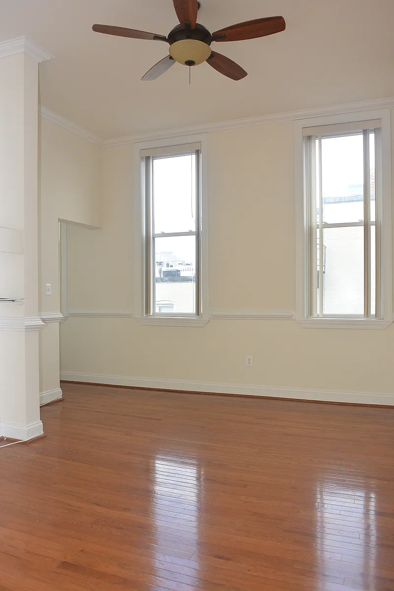 Building Photo - 916 Light St #A