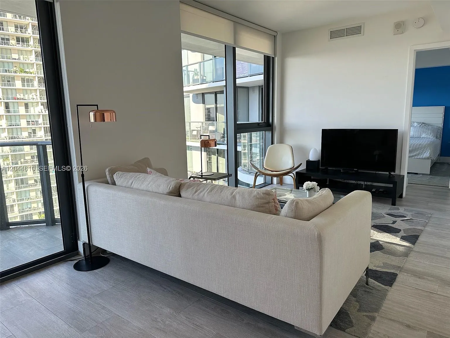 3401 Midtown Condo — Photo 3