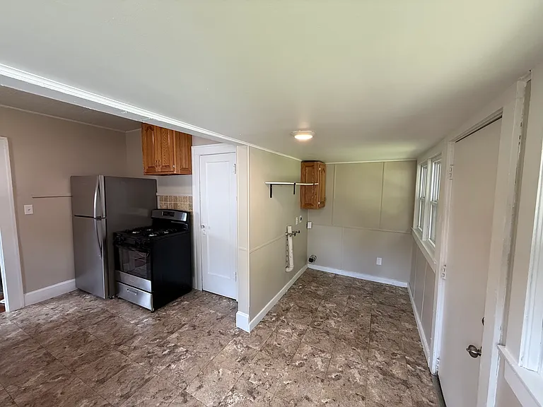 1012 S Fort Ave — Photo 7