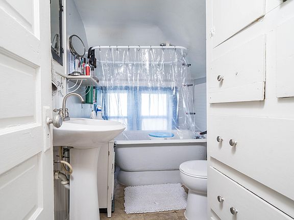 5th image of 115 Academy St APT 2