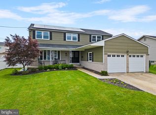 6 N Syracuse Dr, Cherry Hill, NJ 08034